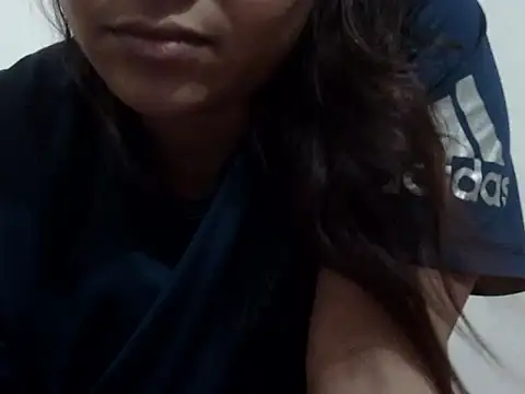 Snapshot of shekira99 chatting on September 16, 2025, 8:43 pm shekira99 online show from September 16, 2025, 8:43 pm