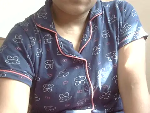 Snapshot of shekira99 chatting on September 27, 2025, 3:44 am shekira99 online show from September 27, 2025, 3:44 am