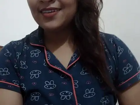 Snapshot of shekira99 chatting on September 30, 2025, 1:27 pm shekira99 online show from September 30, 2025, 1:27 pm