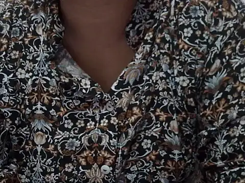 Snapshot of shekira99 chatting on October 12, 2025, 2:05 pm shekira99 online show from October 12, 2025, 2:05 pm