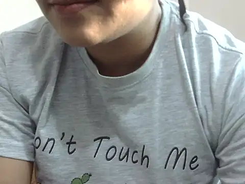 Snapshot of shekira99 chatting on October 23, 2025, 1:38 am shekira99 online show from October 23, 2025, 1:38 am