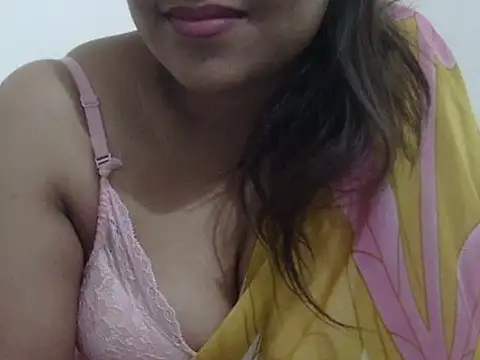 Snapshot of shekira99 chatting on February 6, 2026, 2:38 am shekira99 online show from February 6, 2026, 2:38 am