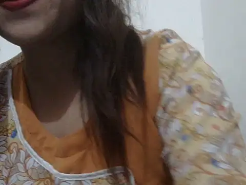 Snapshot of shekira99 chatting on February 23, 2026, 2:14 pm shekira99 online show from February 23, 2026, 2:14 pm