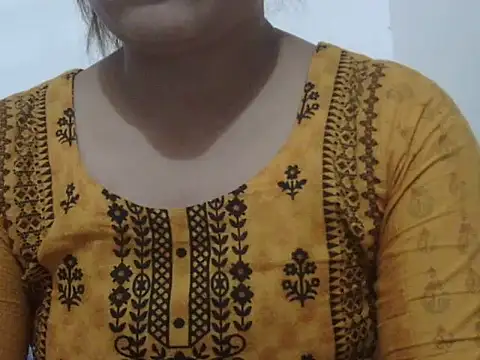 Snapshot of shekira99 chatting on February 27, 2026, 3:12 pm shekira99 online show from February 27, 2026, 3:12 pm