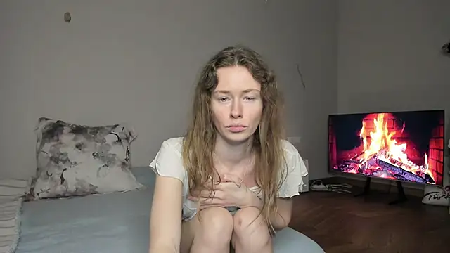 ooksiiii online show from May 10, 2026, 6:57 pm