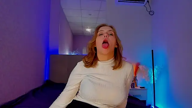 DellaRowe online show from November 10, 2025, 1:10 pm