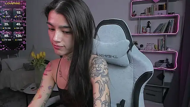 vinkitinkii online show from March 12, 2025, 9:55 am