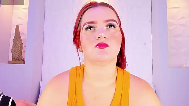 MelanieKlaus online show from December 1, 2025, 11:26 am