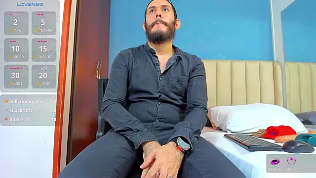 jeanpiere  online show from October 14, 2025, 2:45 am