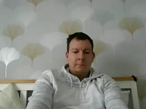 Snapshot of calibersmith chatting on February 24, 2025, 11:10 am calibersmith online show from February 24, 2025, 11:10 am