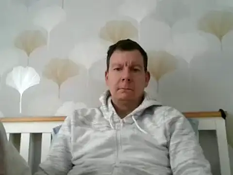 Snapshot of calibersmith chatting on February 25, 2025, 9:42 am calibersmith online show from February 25, 2025, 9:42 am