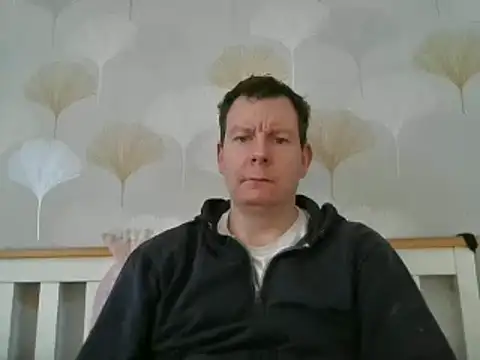 Snapshot of calibersmith chatting on March 8, 2025, 9:06 am calibersmith online show from March 8, 2025, 9:06 am