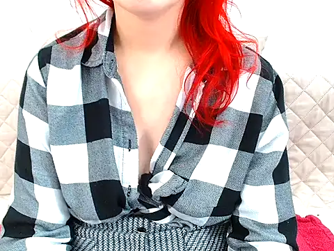 Cristina foryou online show from December 14, 2025, 9:36 am