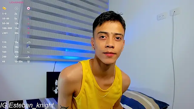 Snapshot of Esteban_Knight chatting on December 24, 2024, 1:06 am Esteban Knight online show from December 24, 2024, 1:06 am