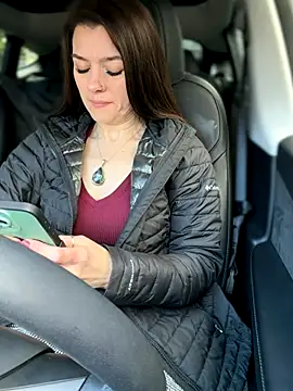 LadyLena1 online show from November 17, 2025, 10:04 pm