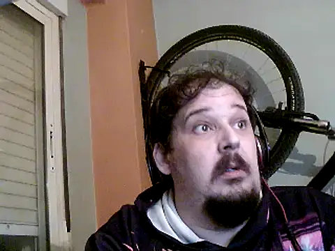 Snapshot of porkorossy chatting on December 27, 2024, 11:42 pm porkorossy online show from December 27, 2024, 11:42 pm