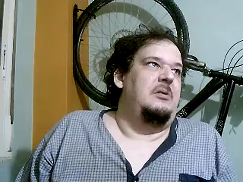 Snapshot of porkorossy chatting on February 17, 2025, 6:15 pm porkorossy online show from February 17, 2025, 6:15 pm