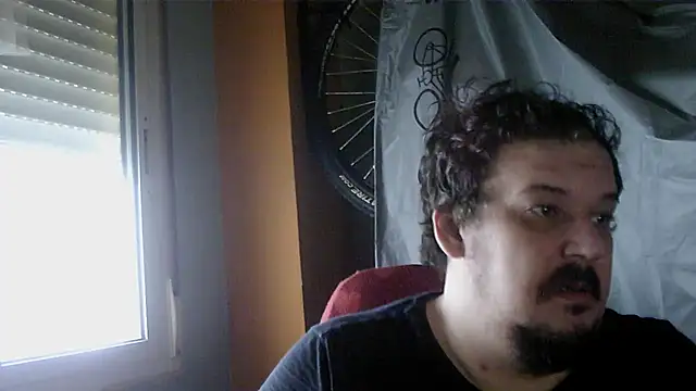 Snapshot of porkorossy chatting on October 21, 2025, 7:09 am porkorossy online show from October 21, 2025, 7:09 am
