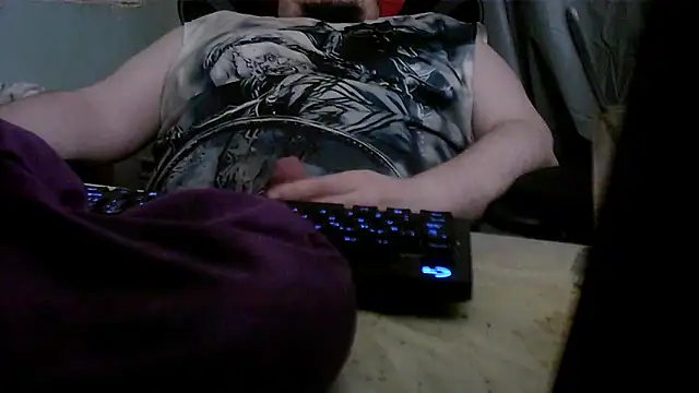 porkorossy online show from May 19, 2026, 9:32 pm
