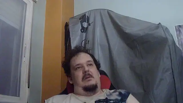 porkorossy online show from June 19, 2026, 9:29 pm