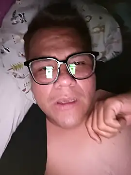 Snapshot of ChubbyCdmxInt1 chatting on December 1, 2025, 3:44 am ChubbyCdmxInt1 online show from December 1, 2025, 3:44 am