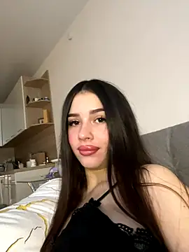 SofiaLaLight online show from October 8, 2025, 8:23 am