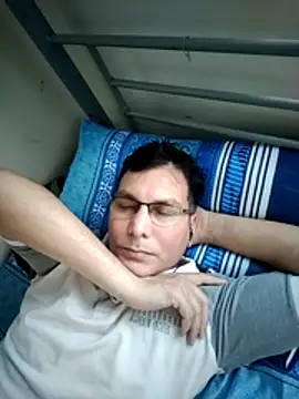 ZIMMY25 online show from May 2, 2026, 2:33 pm