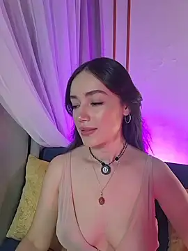 Kate Amaretto  online show from February 12, 2026, 7:20 pm