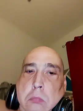 Jens7979 online show from April 25, 2026, 2:25 am