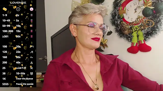 Snapshot of scarlett_paris22 chatting on December 30, 2024, 11:17 pm scarlett paris22 online show from December 30, 2024, 11:17 pm