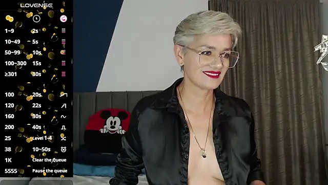 Snapshot of scarlett_paris22 chatting on January 27, 2025, 11:43 pm scarlett paris22 online show from January 27, 2025, 11:43 pm