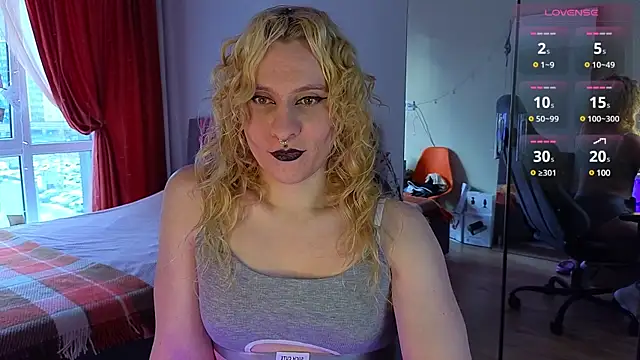 Lori Myaf online show from March 15, 2025, 2:23 pm