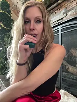 ItsDanniG online show from March 15, 2025, 7:27 pm