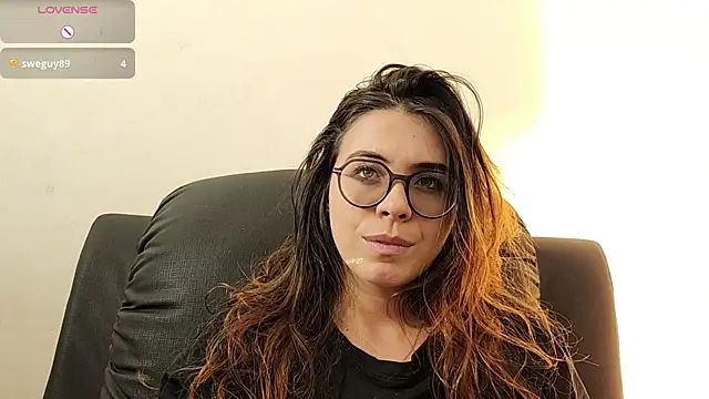 irinasweet27 online show from October 15, 2025, 12:00 am