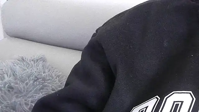 Snapshot of sarametisse26 chatting on January 15, 2025, 1:31 pm sarametisse26 online show from January 15, 2025, 1:31 pm