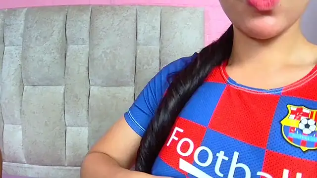 candymia68 online show from March 7, 2025, 2:46 am