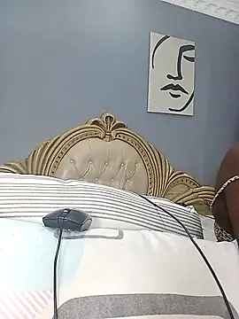 MamaGotYou online show from December 4, 2025, 10:51 pm