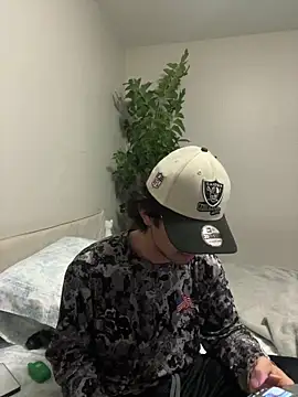 demonslayerr999 online show from February 27, 2025, 4:20 am