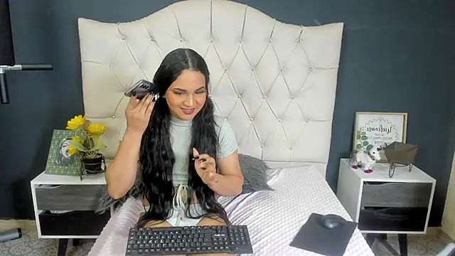 Andrys  online show from February 22, 2025, 12:05 am