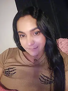 Snapshot of Andrys_ chatting on June 27, 2026, 4:28 am Andrys online show from June 27, 2026, 4:28 am
