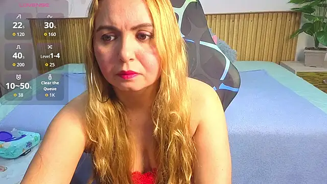 Snapshot of rose_meyer chatting on November 14, 2025, 6:39 pm rose meyer online show from November 14, 2025, 6:39 pm