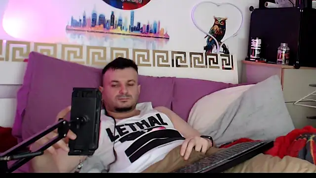 erotico69xxx online show from April 17, 2026, 1:03 pm