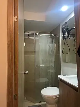 Ameellie online show from February 17, 2026, 6:14 pm