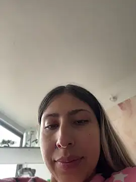 Ameellie online show from May 21, 2026, 3:52 pm