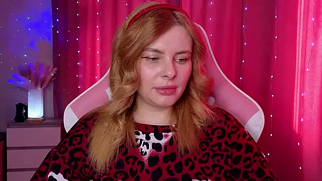 Snapshot of Day-off chatting on October 14, 2025, 5:19 am Day-off online show from October 14, 2025, 5:19 am