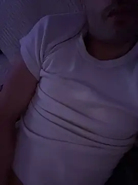 Snapshot of athenphysics chatting on December 28, 2024, 11:26 pm athenphysics online show from December 28, 2024, 11:26 pm