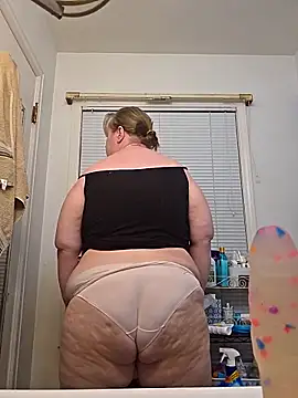 virgieblanca online show from April 20, 2026, 2:03 am