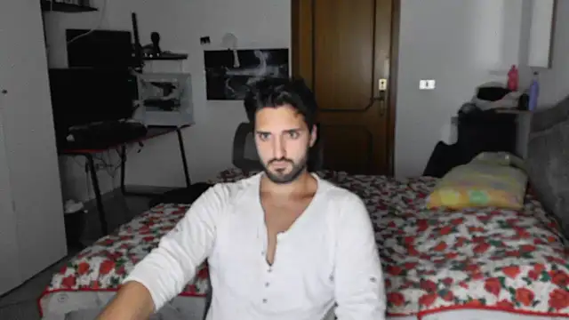 Snapshot of Alexox02 chatting on October 5, 2025, 7:12 pm Alexox02 online show from October 5, 2025, 7:12 pm