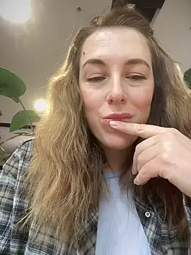 Snapshot of MommmyYummy chatting on February 23, 2025, 12:16 pm MommmyYummy online show from February 23, 2025, 12:16 pm