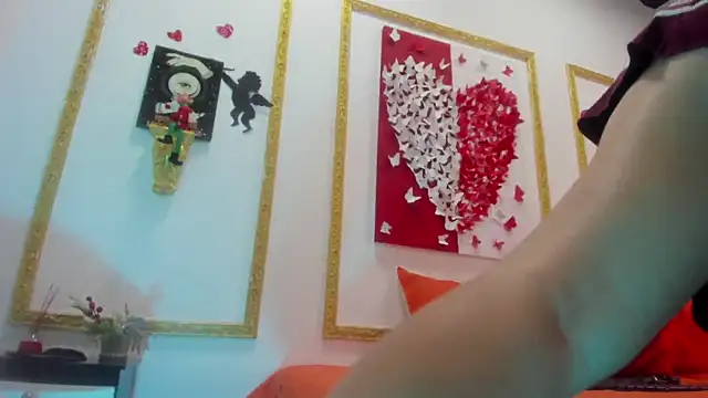 Snapshot of CandyQueenGold chatting on February 23, 2025, 6:45 pm CandyQueenGold online show from February 23, 2025, 6:45 pm